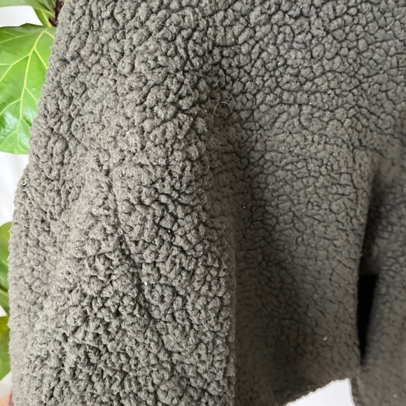 Urban Outfitters Sherpa bomber oversized millennial spring jacket large - Picture 6 of 7